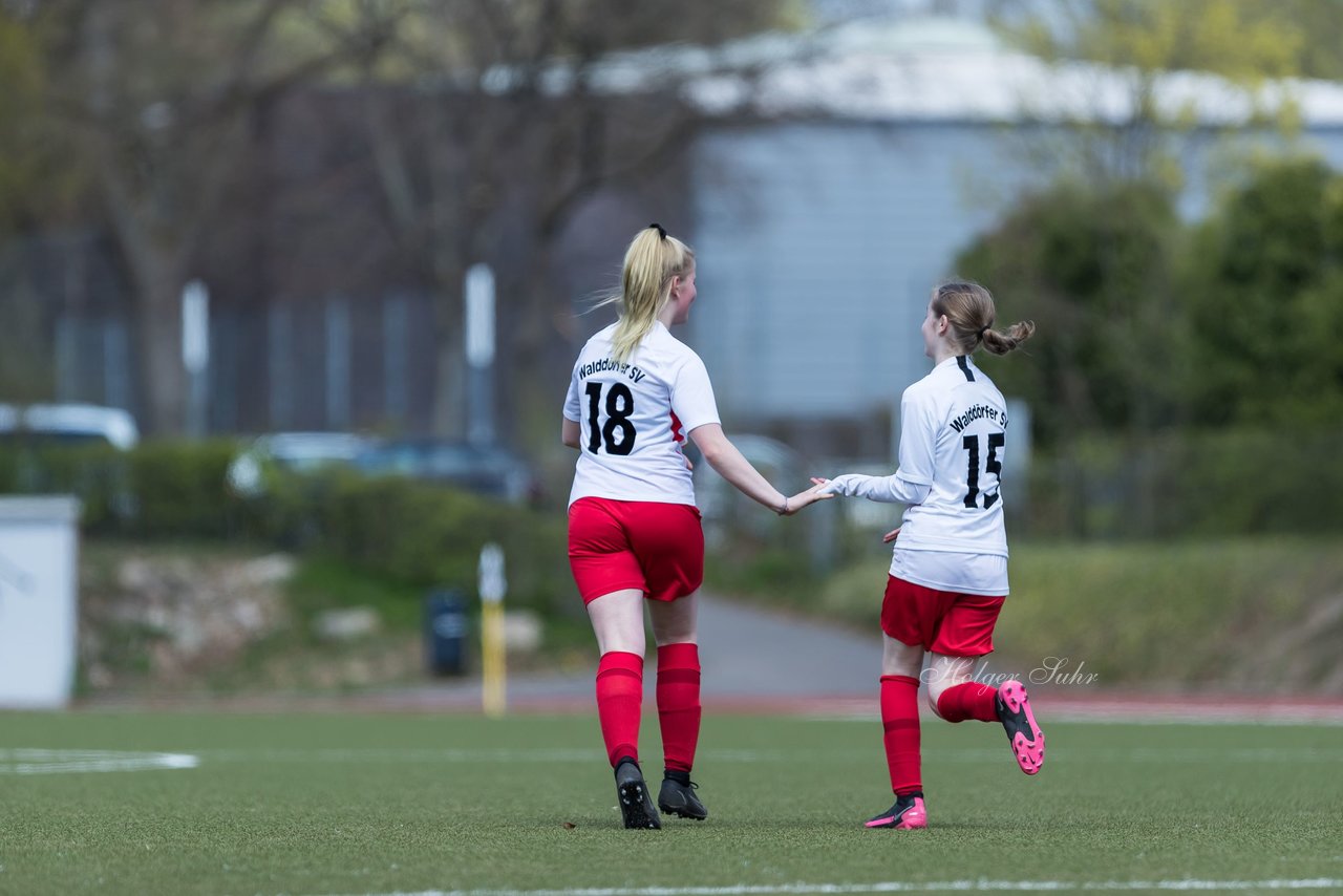 Bild 157 - wCJ Walddoerfer 2 - VfL Pinneberg 2 : Ergebnis: 7:0